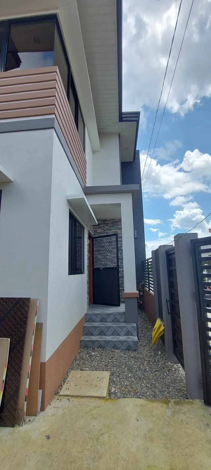 3-Bedroom 2-Storey Modern House for sale in Murcia