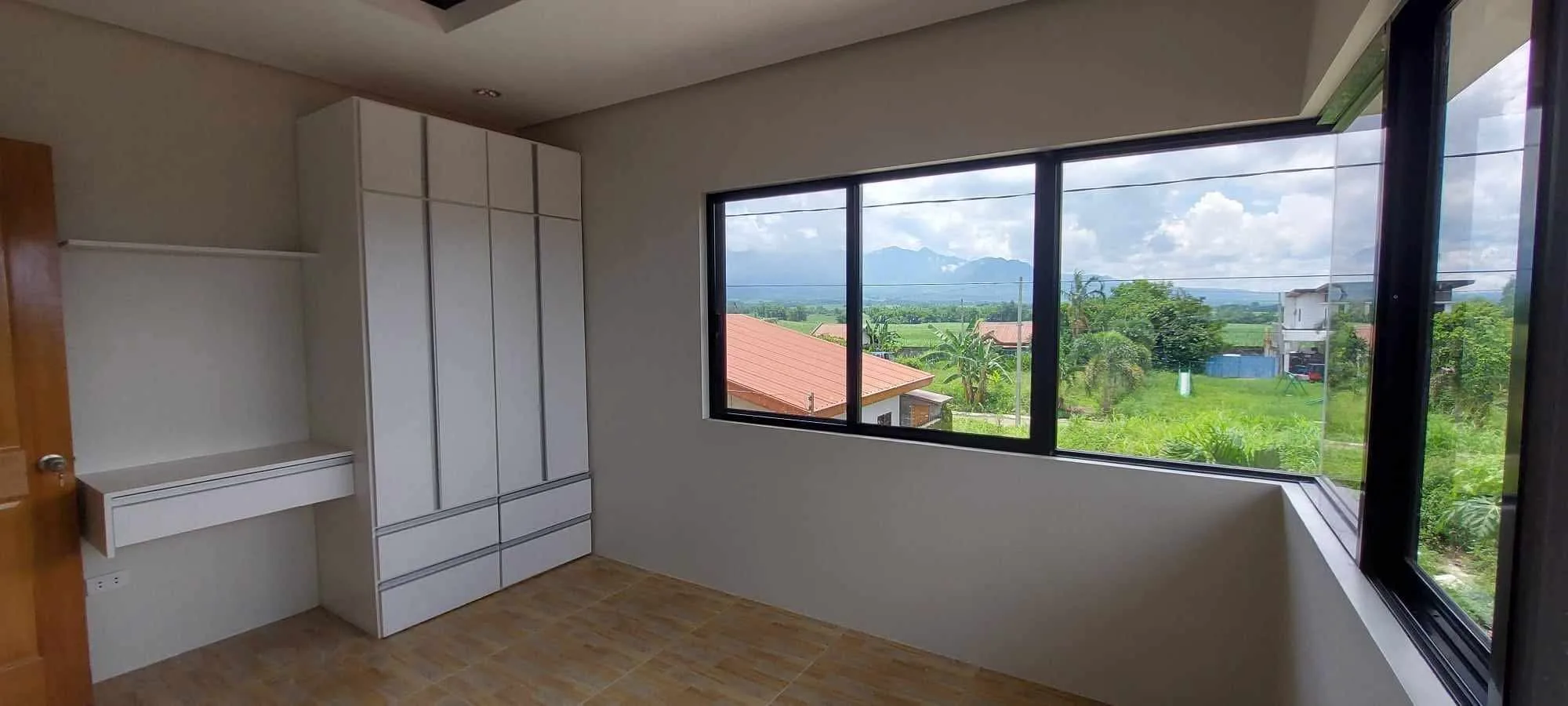 3-Bedroom 2-Storey Modern House for sale in Murcia