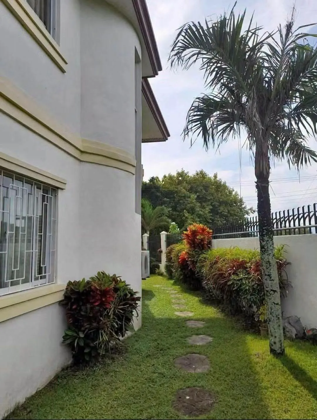 3-Bedroom House and Lot in La Costa Brava, Talisay