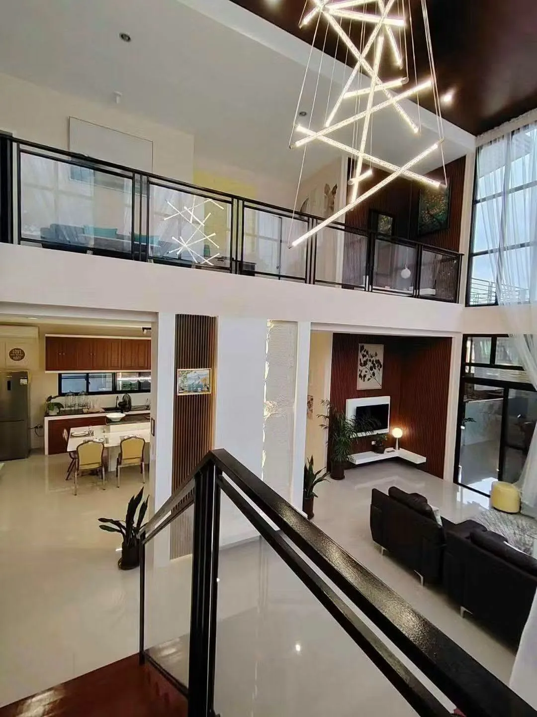 5-Bedroom Luxury Glass House in Talisay City