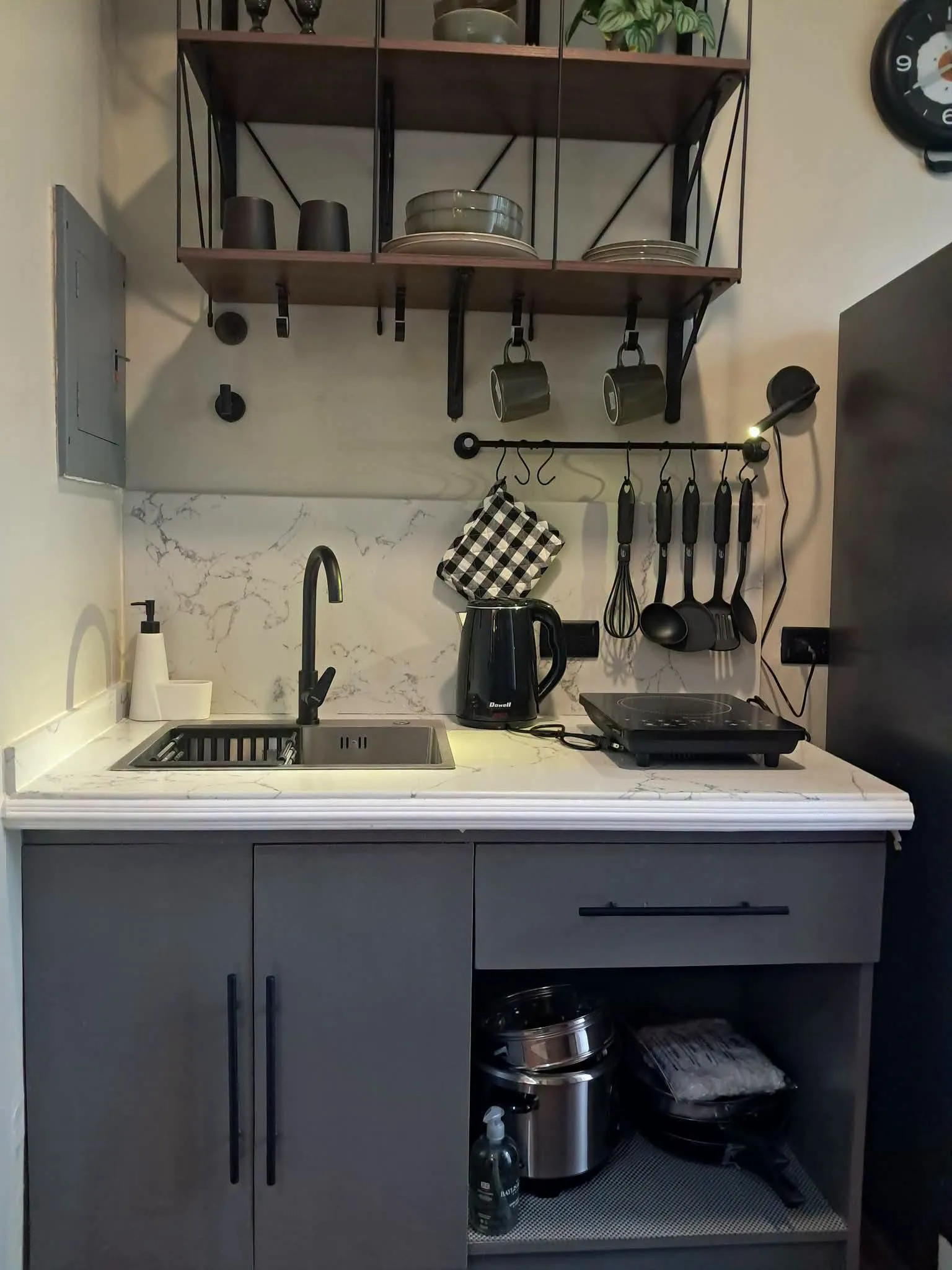 Fully-furnished Condo Unit near USLS