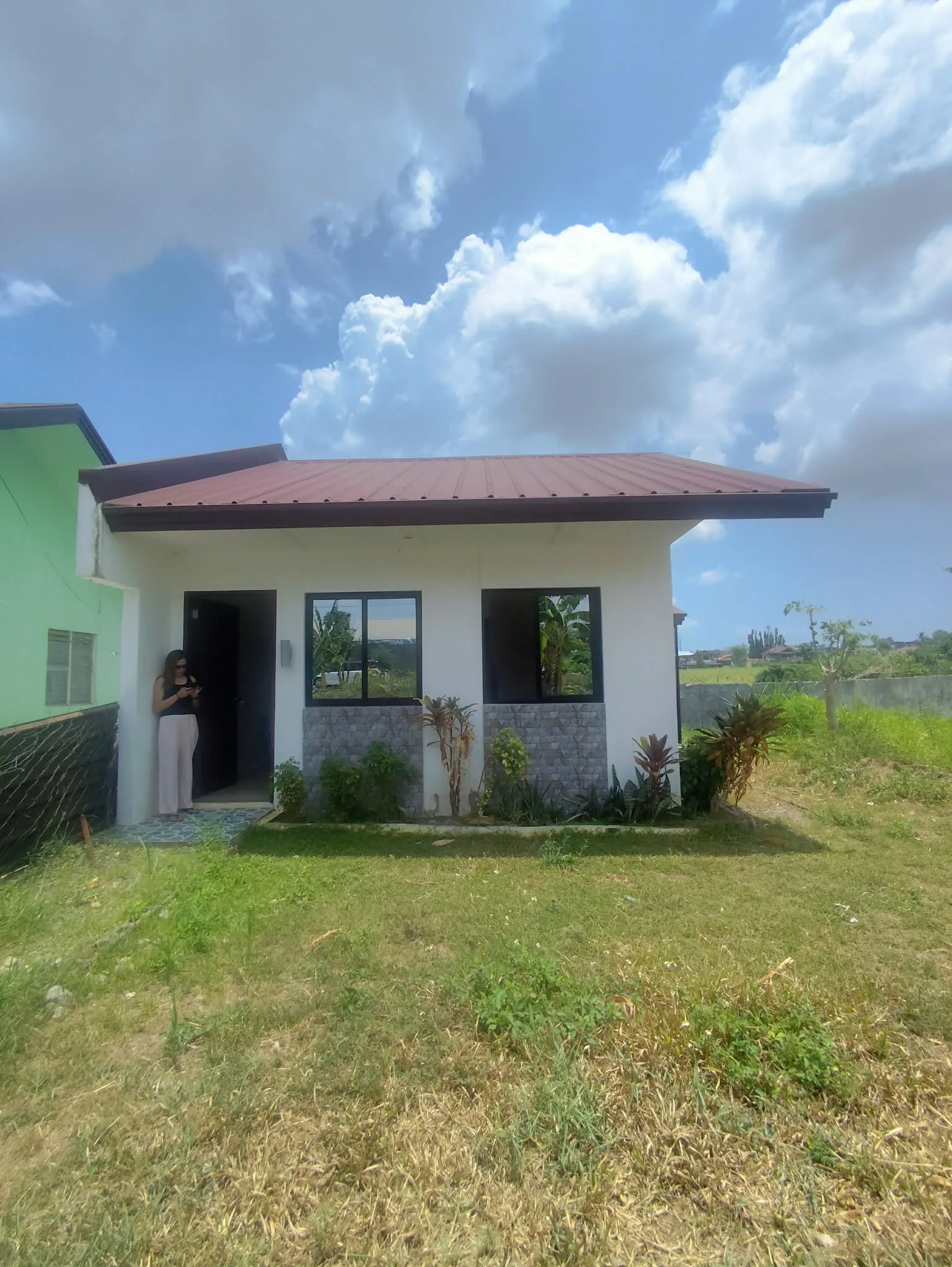 2-Bedroom House and Lot for Sale in Blumentritt, Murcia